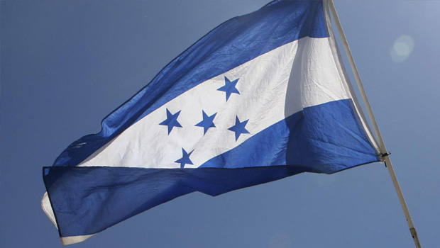 Honduras'ın kuzeyinde düzenlenen 2 ayrı saldırıda 6'sı polis 24 kişi öldürüldü