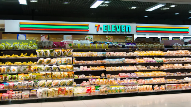 Zincir marketlerin babası öldü