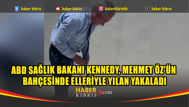 ABD Sağlık Bakanı Kennedy, Mehmet Öz'ün bahçesinde elleriyle yılan yakaladı