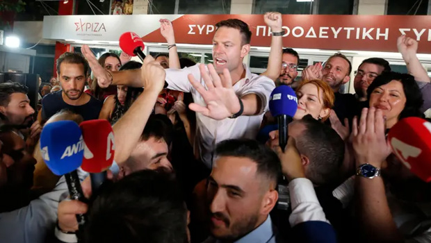 Yunanistan'da 7 milletvekili muhalefetteki Yeni Sol Partisinden istifa etti