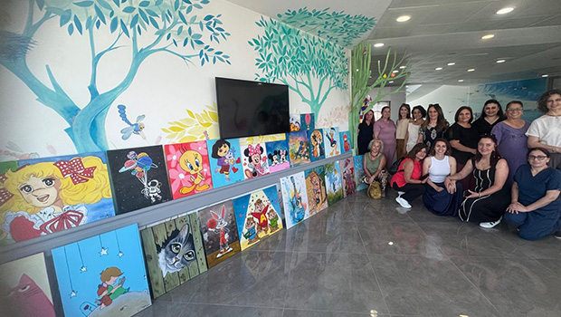 Mavi Fırça Sanat Evi, Çocuk Onkoloji Servisi’ne ba