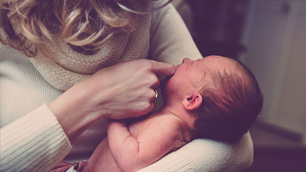 
İngiltere'deki hastane ihmallerinde 500'den fazla bebek ve anne hayatını kaybetti veya zarar gördü